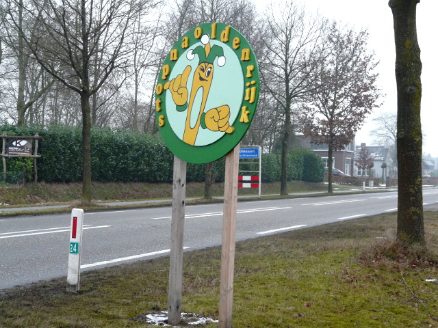 P1300296stopnaoldenrijk