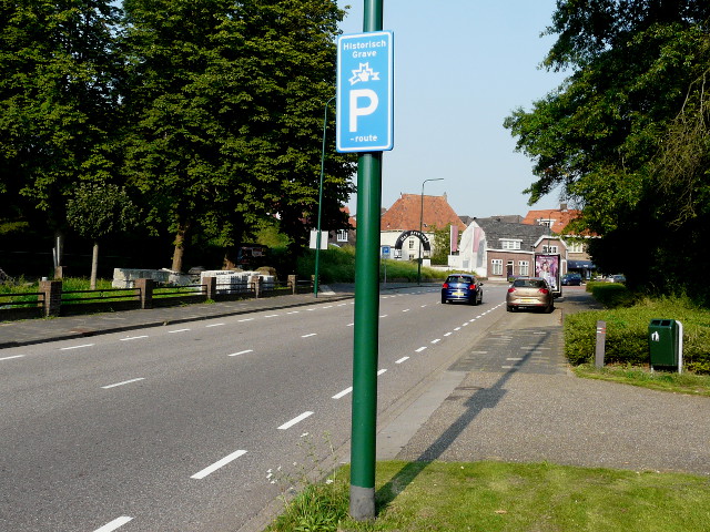 P1270403pgrave