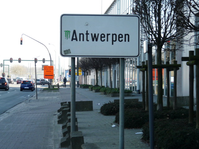 P1040201antwerpen_w