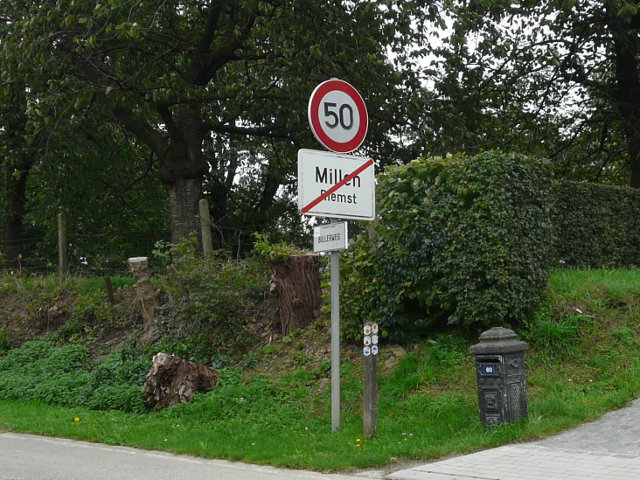 P1090760millen_e