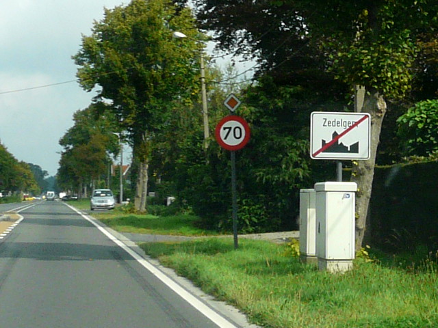 P1100142zedelgem_e