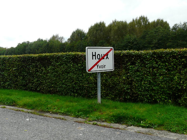 P1100802houx_e