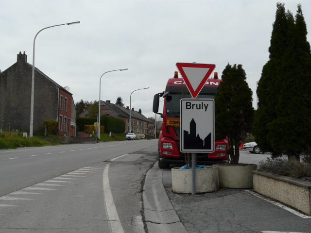 P1200181bruly_w