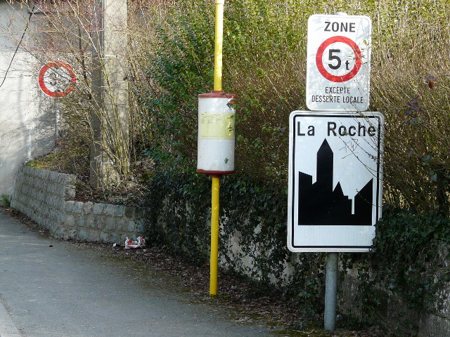 P1220048laroche_w
