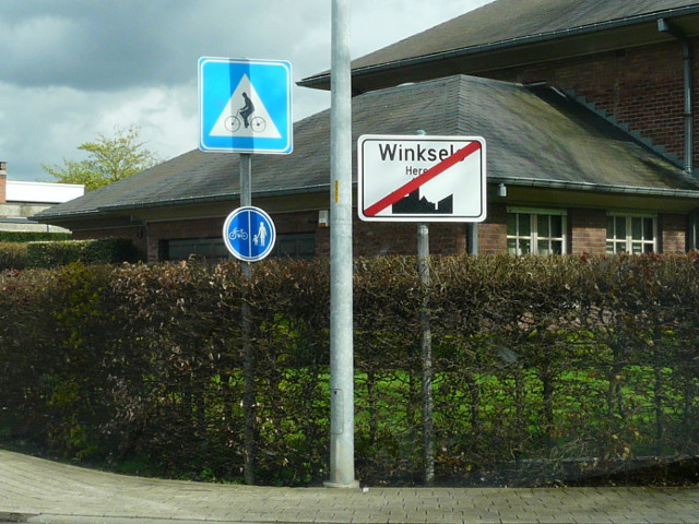 P1240330winksele_e