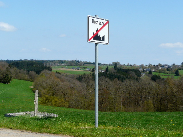 P1240602botassart_e