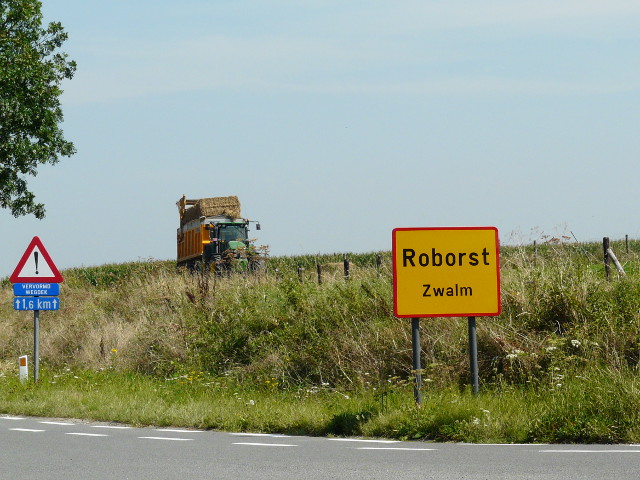 P1270442roborst_g