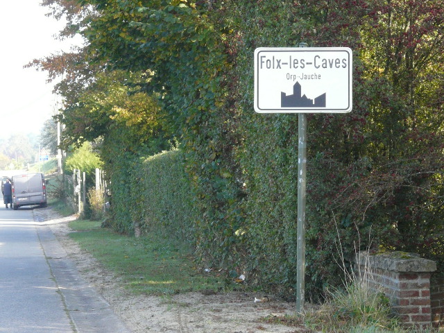 P1290408folxlescaves_w