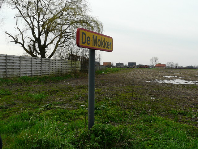 P1300632demokker_g