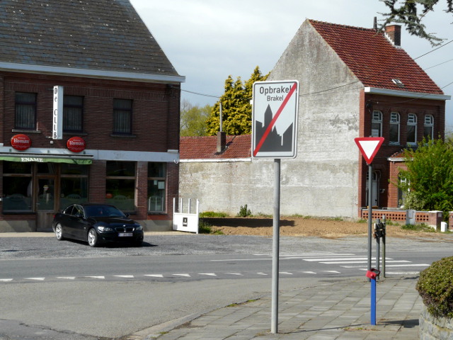 P1320061opbrakel_e