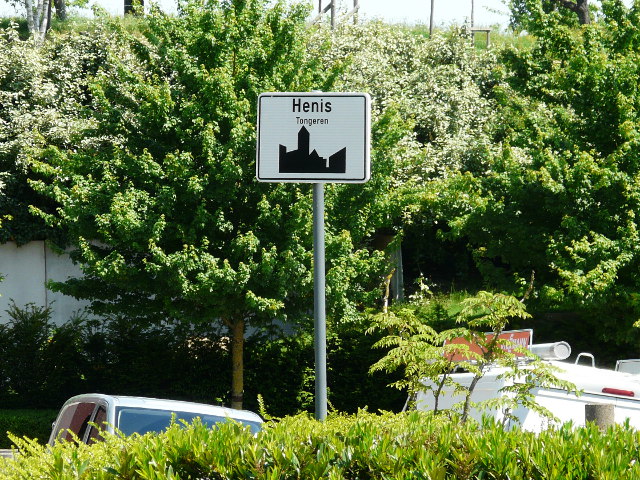 P1320368henis_w