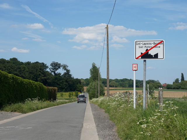 DSC04293sintlaureinsberchem_e