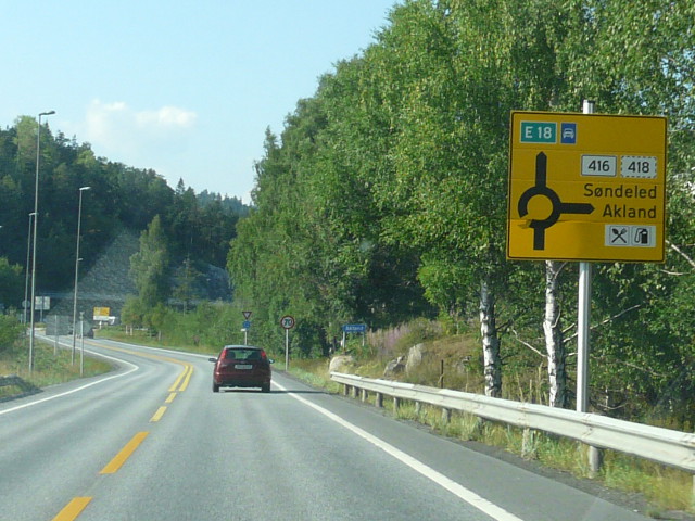 P1080539x416x418e18