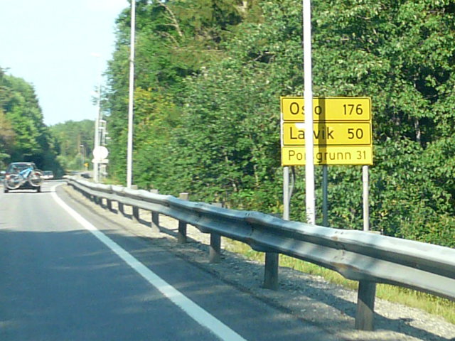 P1080559e18oudje