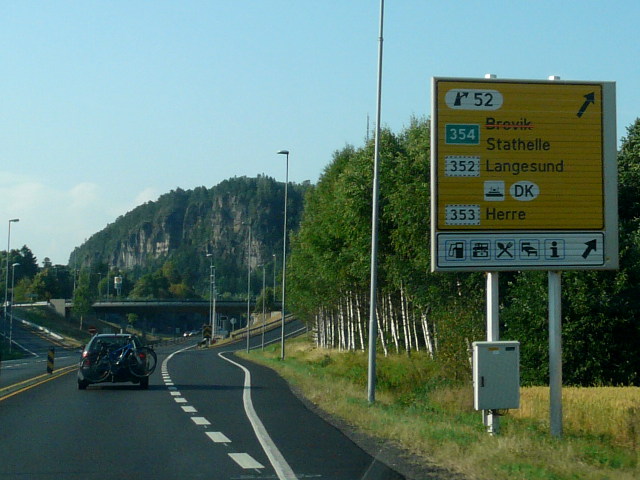 P1080563x354x352x353