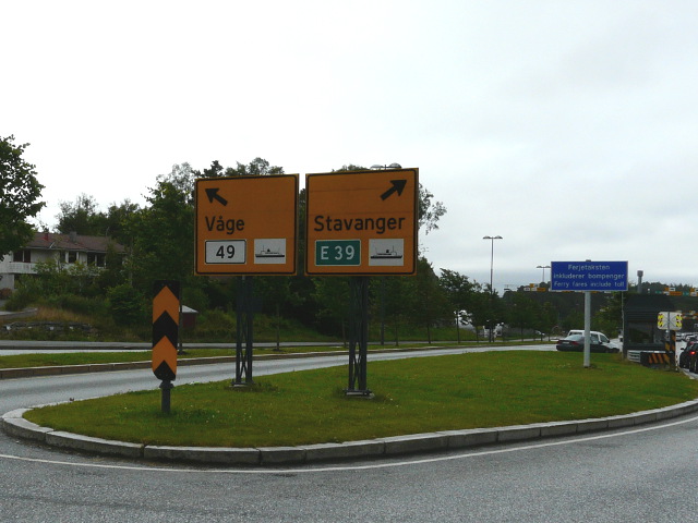 P1180387x49